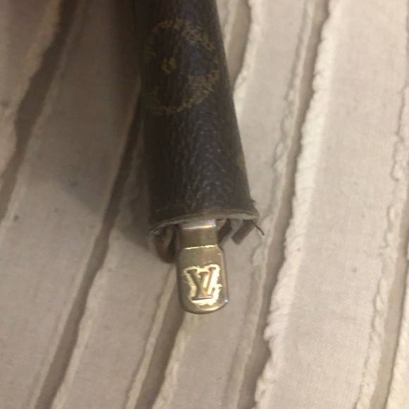 Louis Vuitton wallet, authentic. - Picture 2 of 11